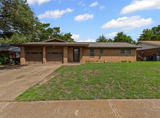 1312 Roberts Ave, Cleburne, TX 76033