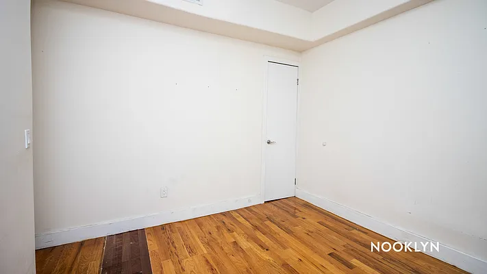 Rented by Nooklyn NYC LLC | media 8