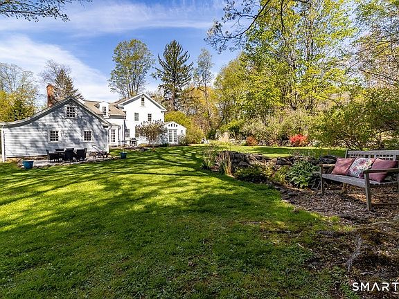4th image of 700 Watertown Road