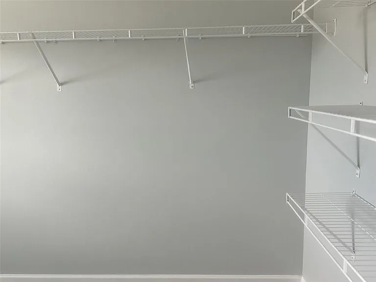 620 Cartecay Dr — Photo 12
