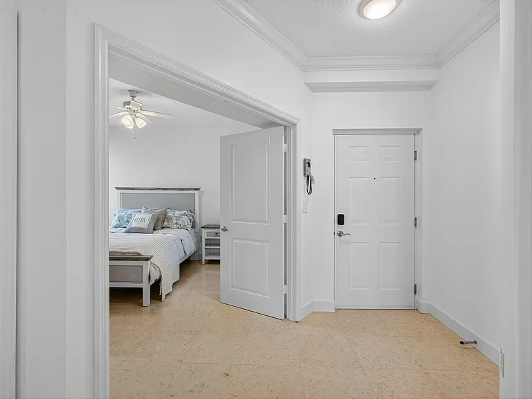 275 NW Flagler Ave #204 — Photo 22