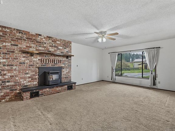 3rd image of 75455 Meserve Rd
