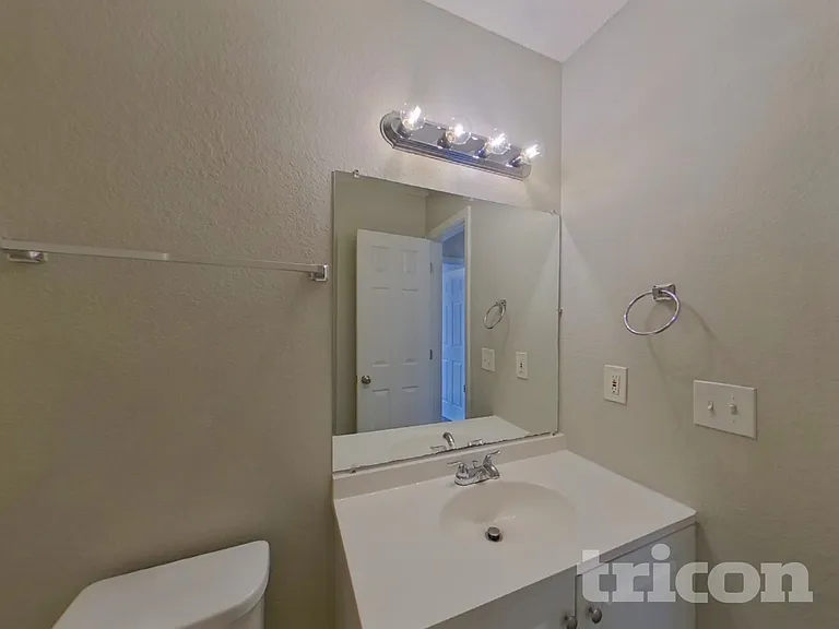 1401 May Oak Cir — Photo 14