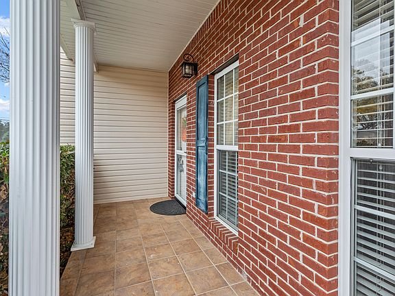 2nd image of 2521 Robin Glenn Dr