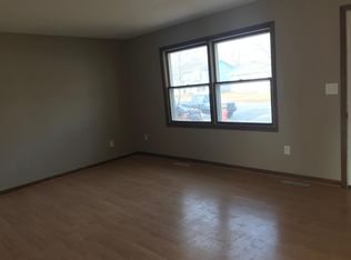 1950 43rd St NW, Rochester, MN 55901