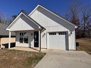 2 Solis Ct, Travelers Rest, SC 29690