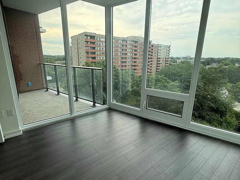 4010 Eglinton Ave W #803 — Photo 5