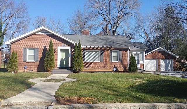 1st image of 1910 Arlington Pl