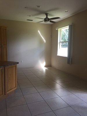 5th image of 23199 Abrade Ave
