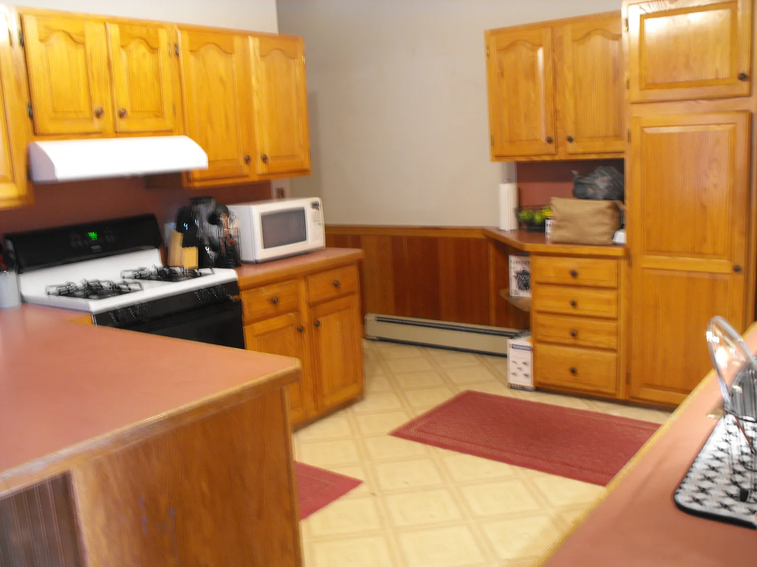 5 bed, 1.5 bath, $850 — Photo 2