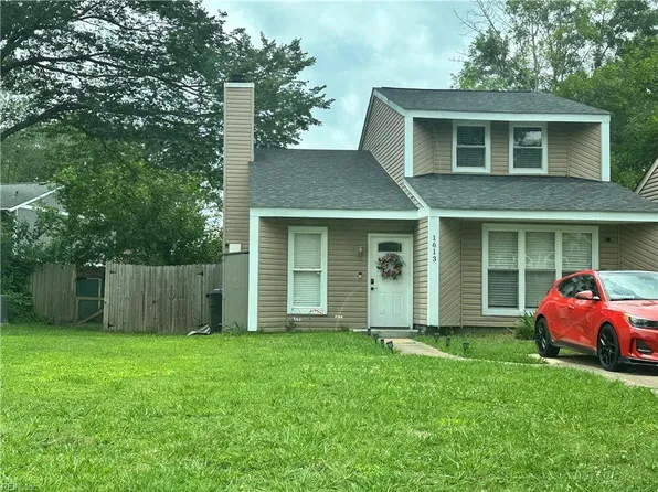 1613 Mill Oak Dr, Virginia Beach, VA 23464