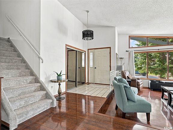 3rd image of 110 Trotchie Crescent