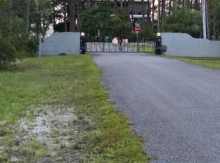 14 Skyhawk Ln, Panacea, FL 32346