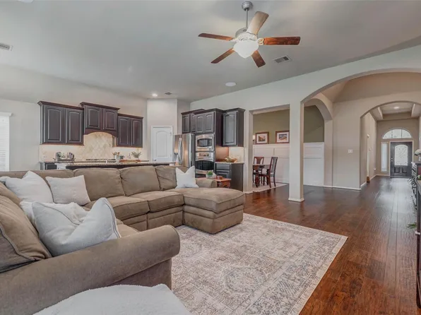 26235 Serenity Oaks Dr, Richmond, TX 77406