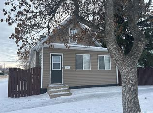379 Stadacona STREET E, Moose Jaw, SK S6H 0J5