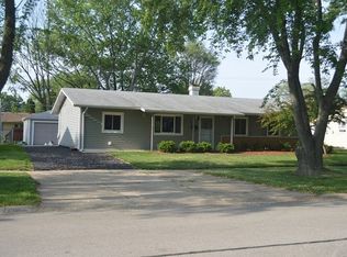 7 E Oltendorf Rd, Streamwood, IL 60107