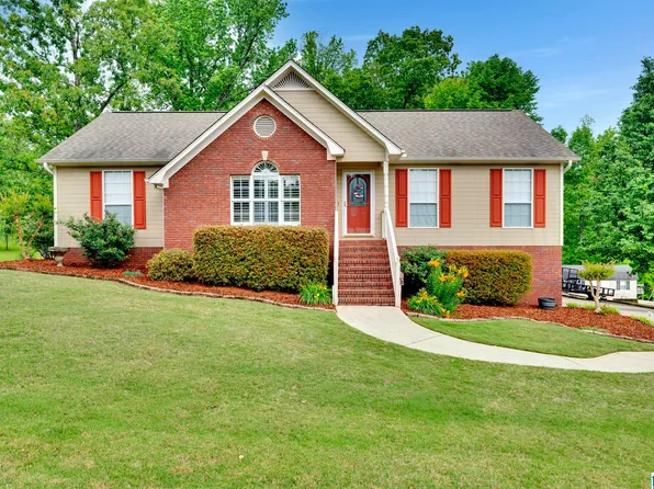 1223 Cinder Cir, Warrior, AL 35180
