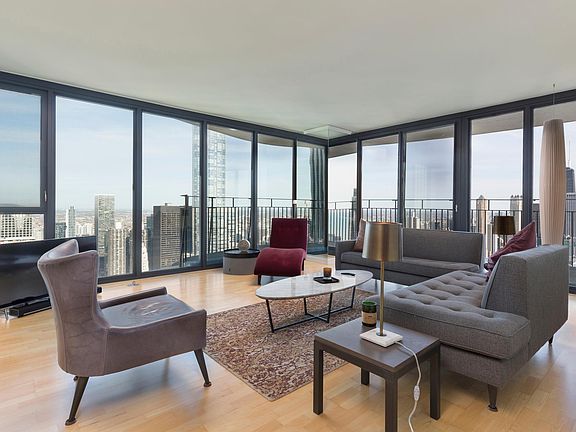 2nd image of 224 N Columbus Dr #6602