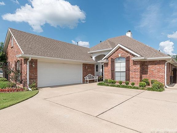 2nd image of 1004 Tuscany Blvd