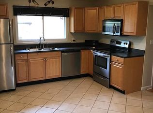 36481 Union Lake Rd, Clinton Township, MI 48035