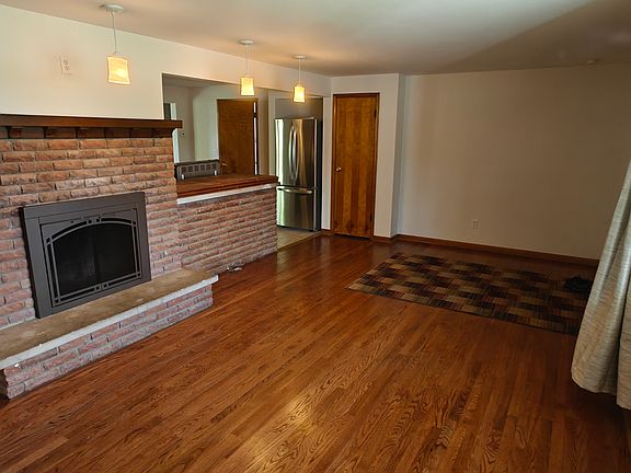 3rd image of 4607 Aicholtz Rd