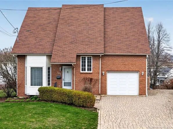 146 Redwater Dr, Riverview, NB E1B 4R5