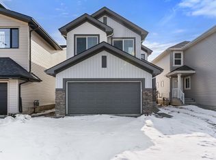 939 18th Ave NW, Edmonton, AB