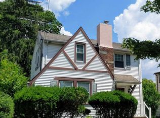 292 Wiley Pl, Wyckoff, NJ 07481