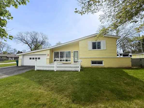420 Dale St, Flushing, MI 48433