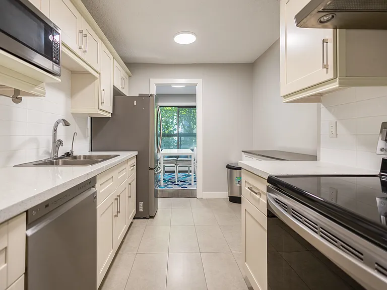 8591 Westminster Hwy #120 — Photo 5