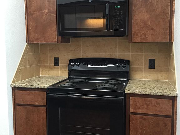 5th image of 1023 S Monroe St #B