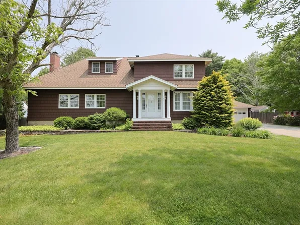 185 South St, Plainville, MA 02762