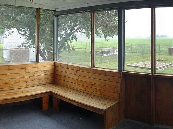 screened porch