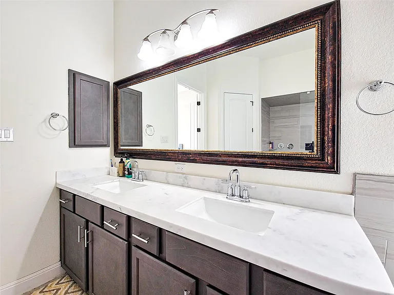 813 Sunny Ridge Dr — Photo 28