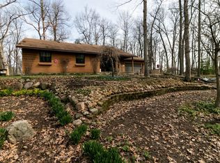 293 W Division Rd, Valparaiso, IN 46385