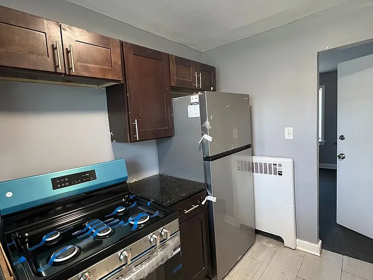 4208 S Michigan Ave — Photo 11