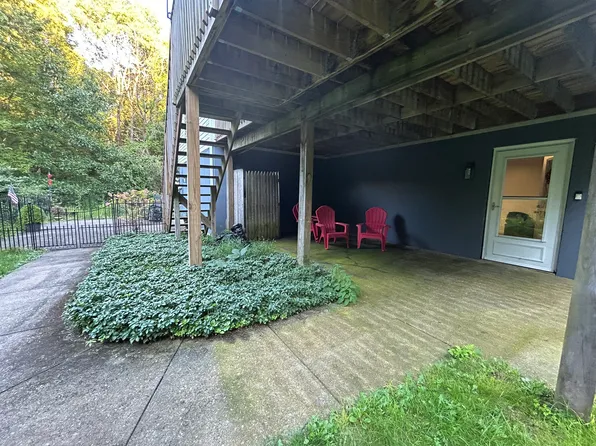 122 Nicoll Ln #B, Henryville, PA 18332