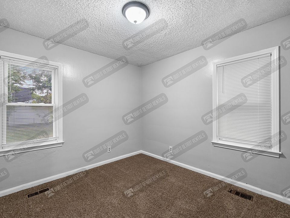 20300 Mccormick St, photo 4