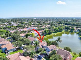 Walnut Creek Replat No 1, Pembroke Pines, FL 33024