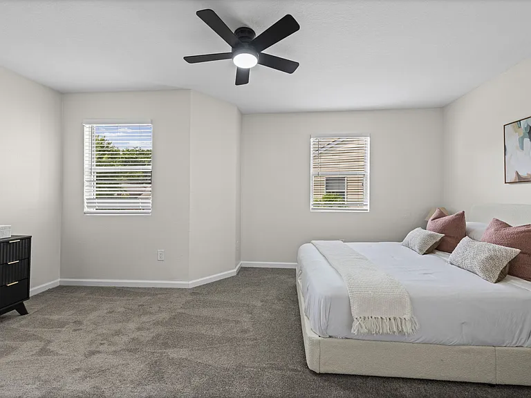 Cedarbridge Villas — Photo 9