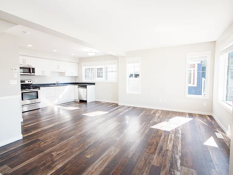 100 Southview Cres #1206 — Photo 34