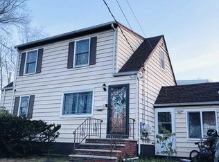 323 Grant Ave, Dumont, NJ 07628