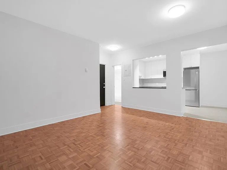 1265 Cardero St #302 — Photo 6