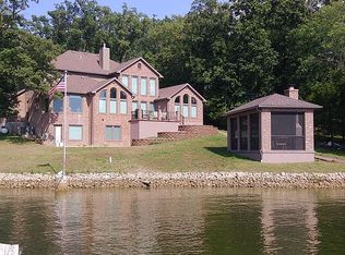 1515 Dogwood Rd, Lake Ozark, MO 65049