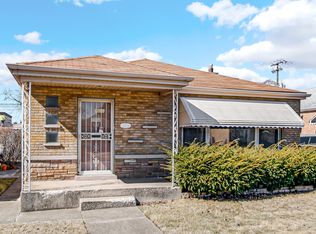 12734 S Laflin St, Calumet Park, IL