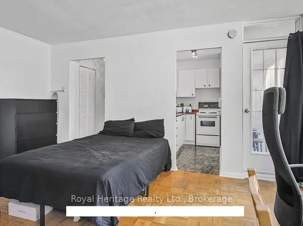 30 Gloucester St, Toronto, ON