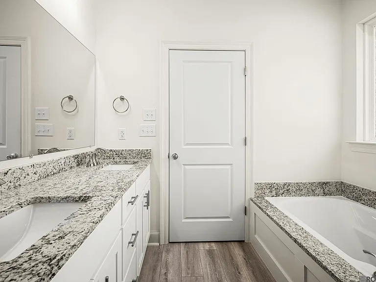 26400 Ponchatoula Dr — Photo 12