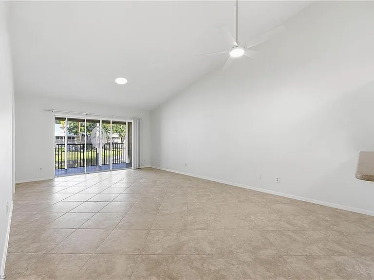 138 Pebble Shores Dr #201 — Photo 3