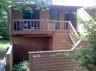 9639 S Lake Ridge Dr, Bloomington, IN 47401