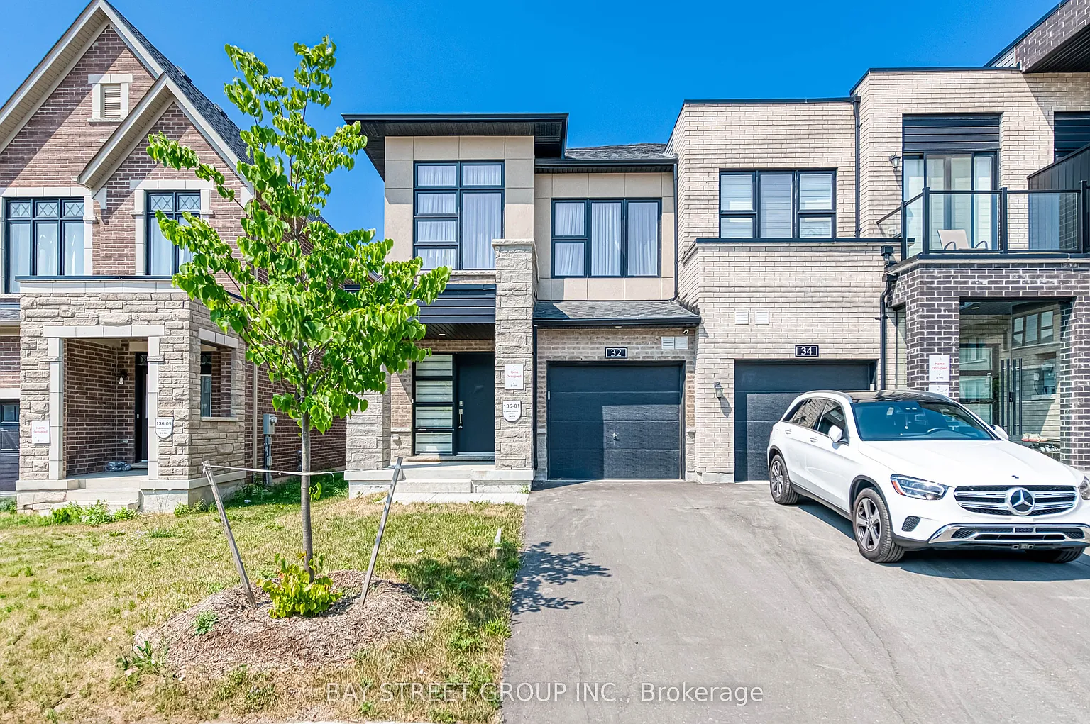 32 Jessica Antonella St photo 1